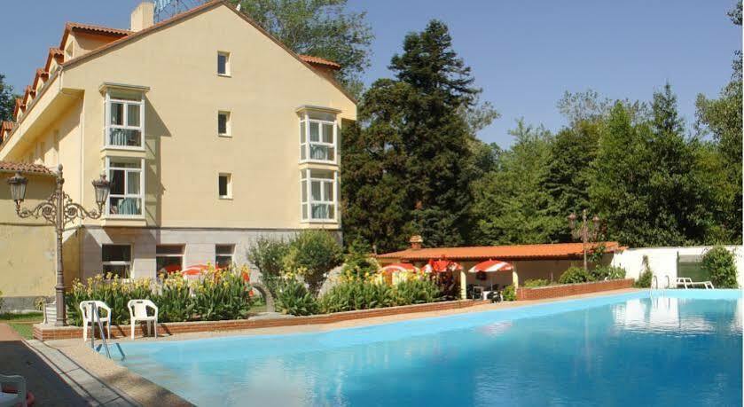 Hotel Balneario De Alceda エクステリア 写真